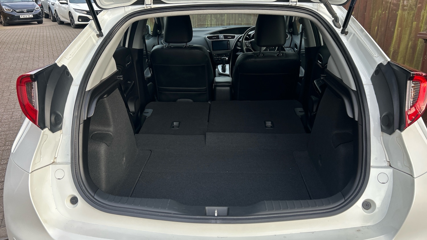 Used Honda Civic 2017 for sale - 77935101: Photo 43