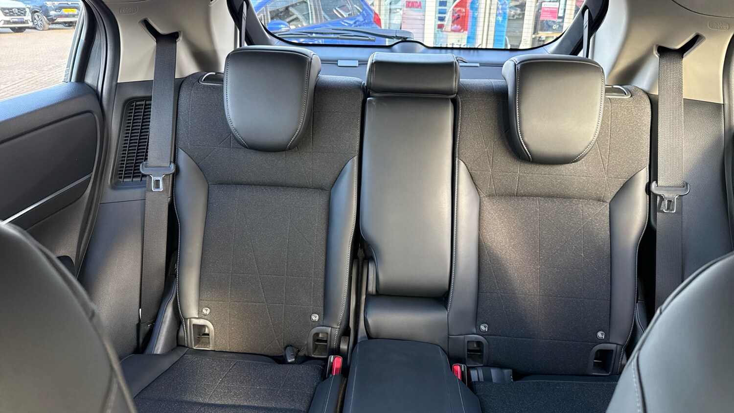 Used Honda HR-V 2023 for sale - 76437919: Photo 29