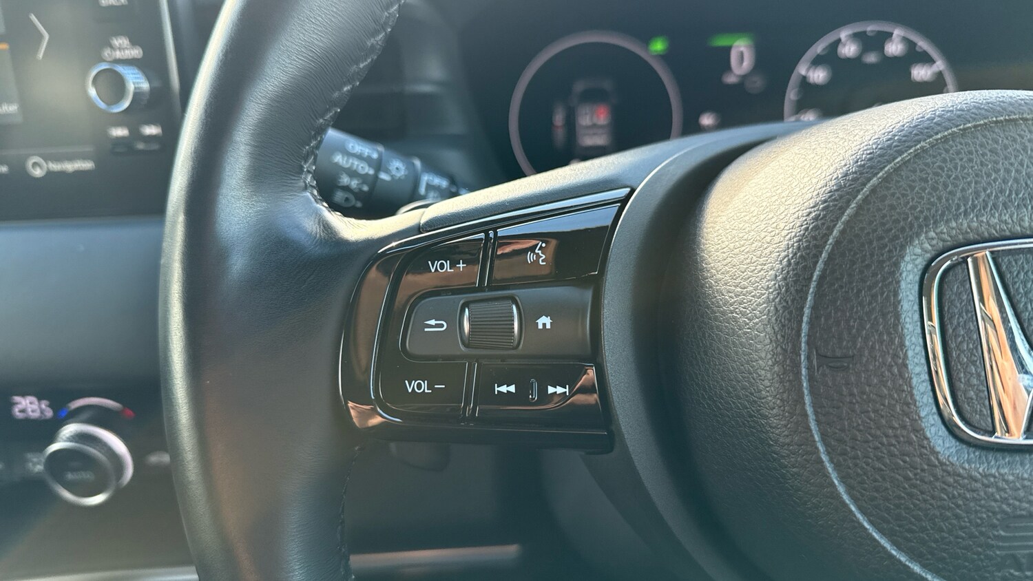 Used Honda HR-V 2023 for sale - 76437919: Photo 30