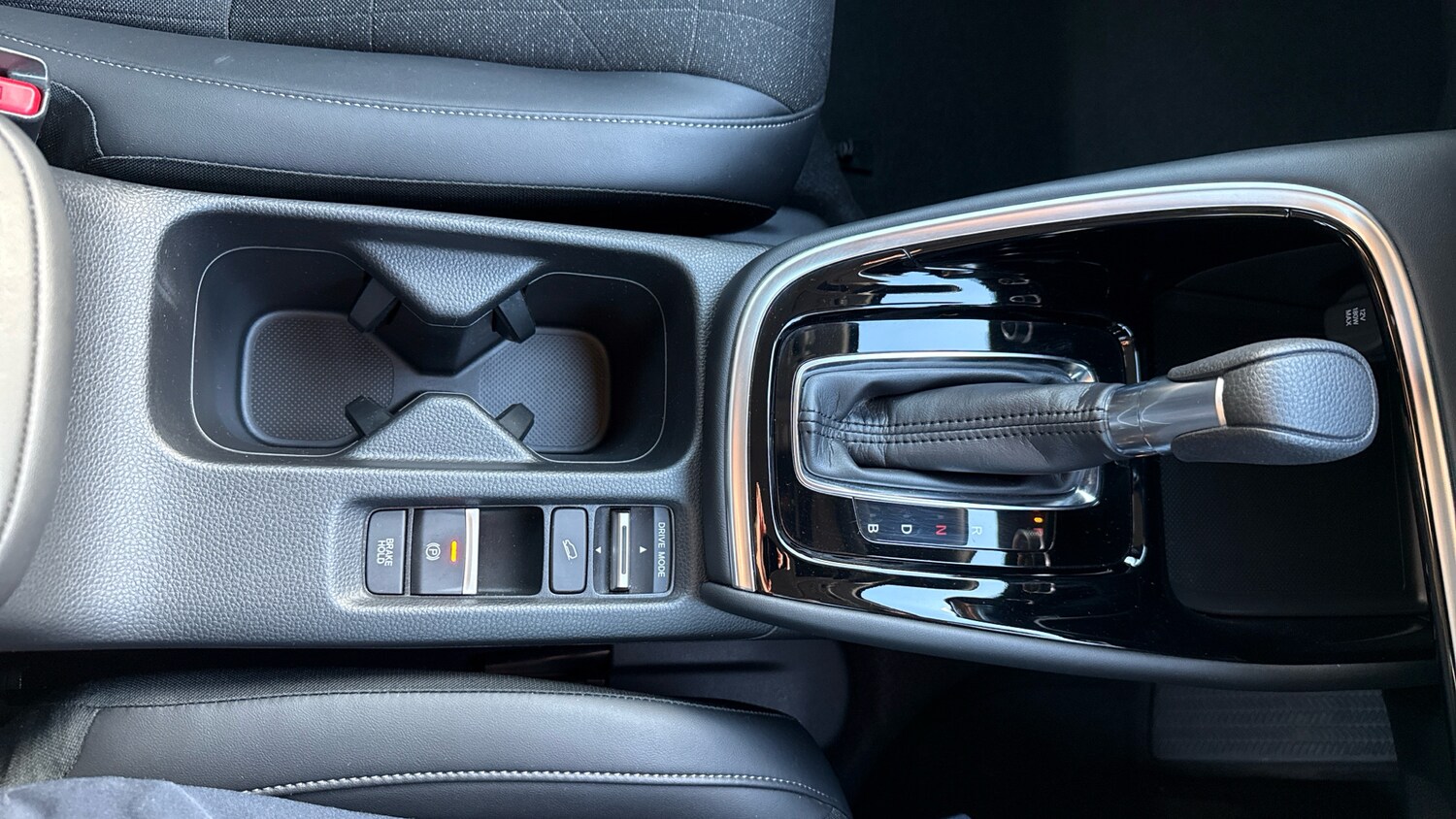 Used Honda HR-V 2023 for sale - 76437919: Photo 36