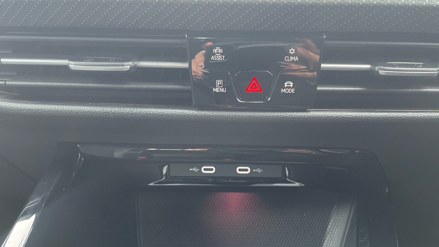 Used Volkswagen Golf 2023 for sale - 77501157: Photo 31