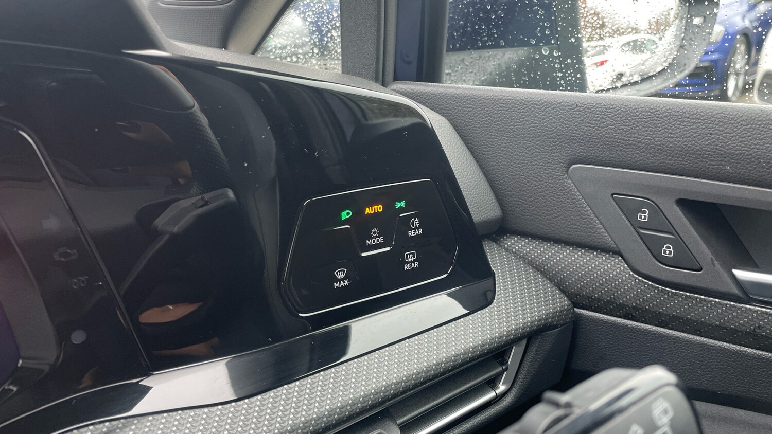 Used Volkswagen Golf 2023 for sale - 77501157: Photo 32