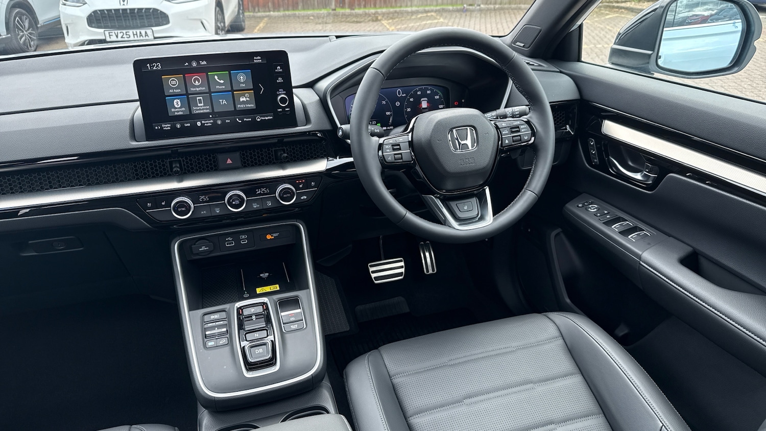Used Honda CR-V 2025 for sale - 76131147: Photo 27
