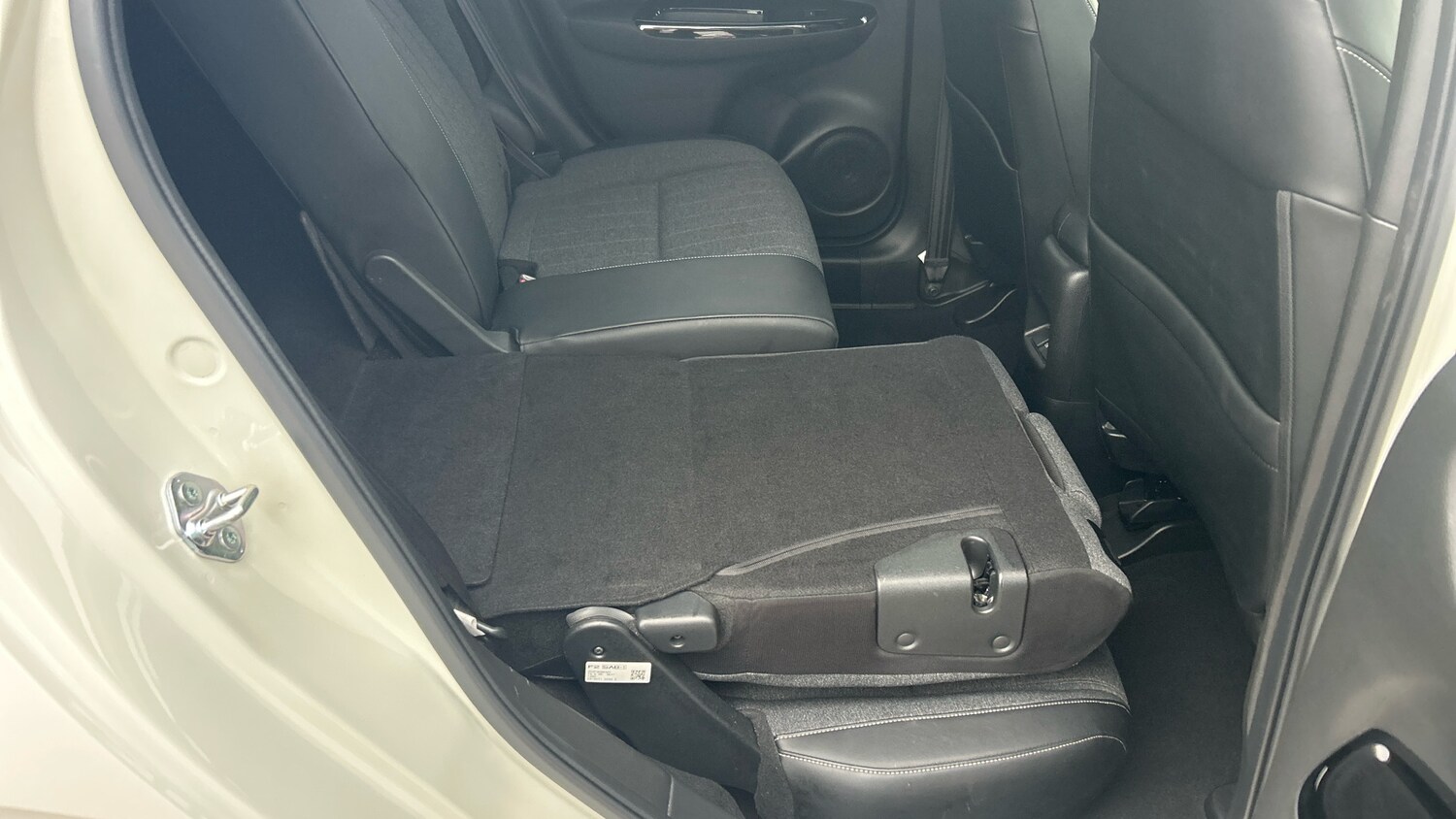 Used Honda Jazz 2021 for sale - 76045936: Photo 20