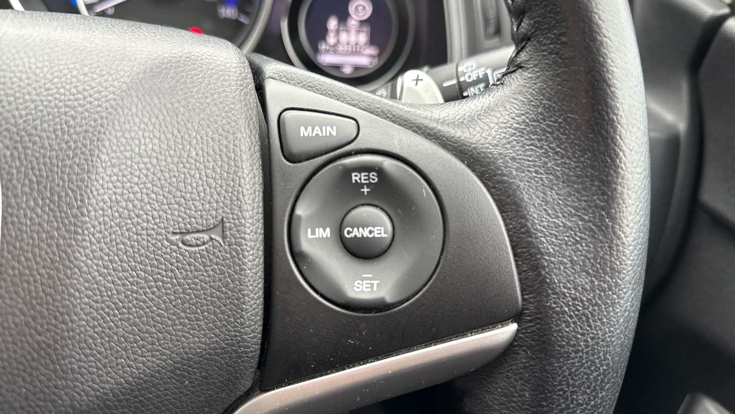 Used Honda Jazz 2016 for sale - 76396809: Photo 17