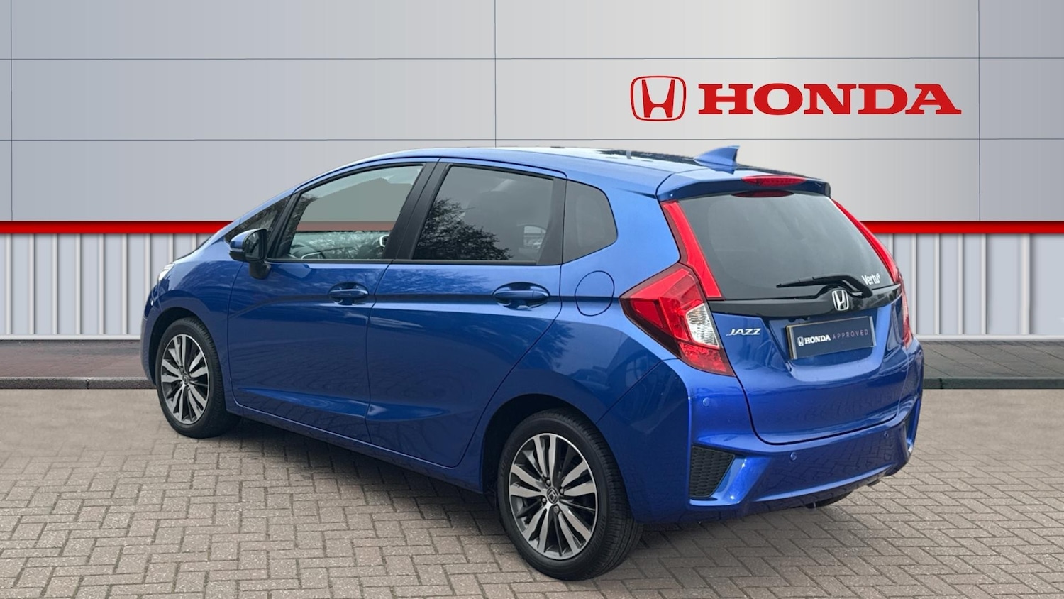 Used Honda Jazz 2016 for sale - 76396809: Photo 3