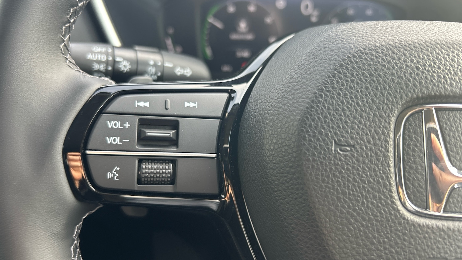Used Honda CR-V 2025 for sale - 76131143: Photo 15
