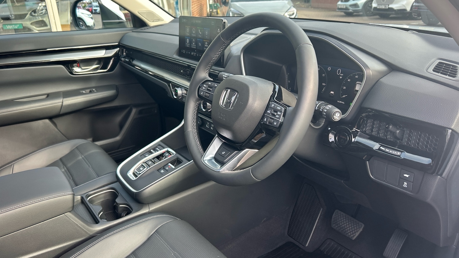 Used Honda CR-V 2025 for sale - 76131143: Photo 31