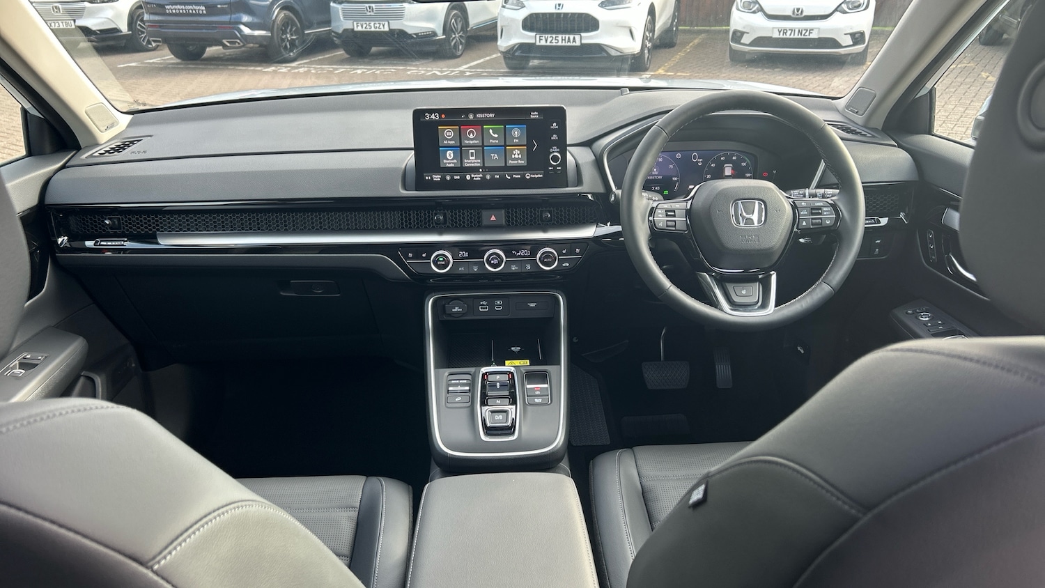 Used Honda CR-V 2025 for sale - 76131143: Photo 4