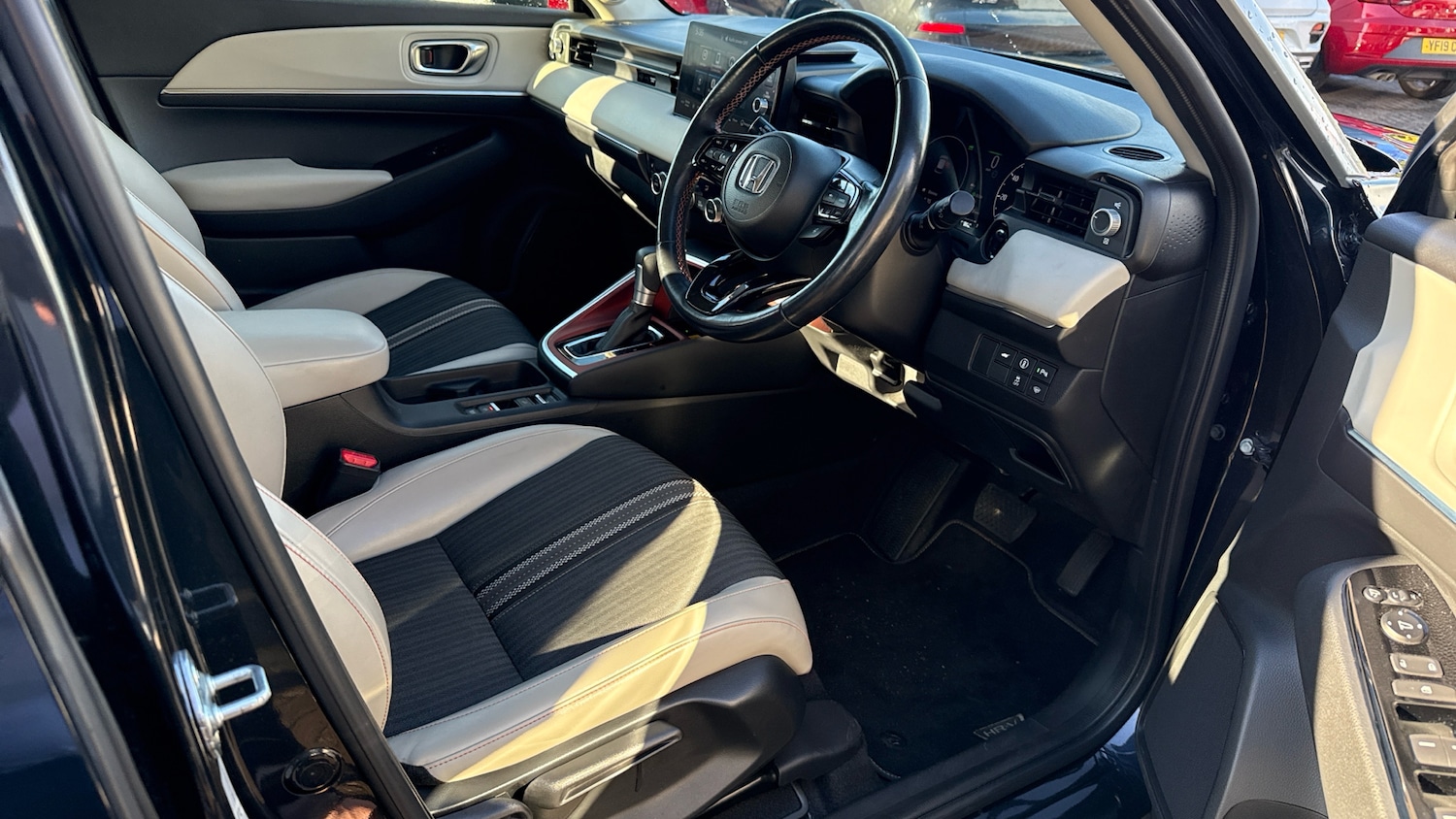 Used Honda HR-V 2022 for sale - 75894490: Photo 28