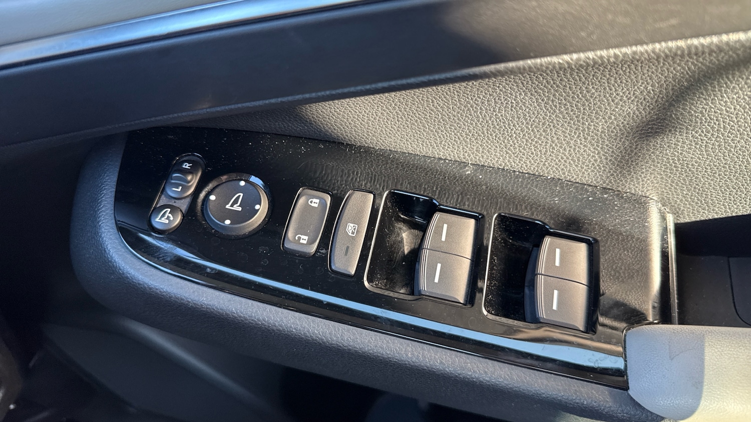 Used Honda HR-V 2022 for sale - 75894490: Photo 44