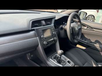 Used Honda Civic 2017 for sale - 74871830: Photo