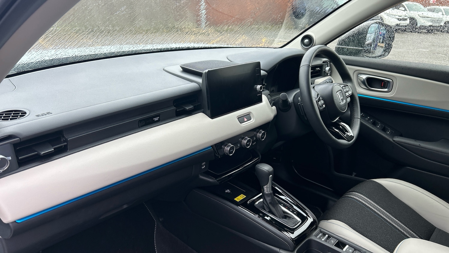 Used Honda HR-V 2025 for sale - 76946699: Photo 2