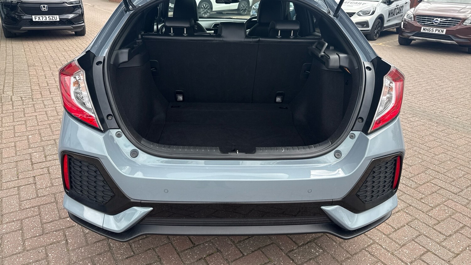 Used Honda Civic 2019 for sale - 78132161: Photo 18