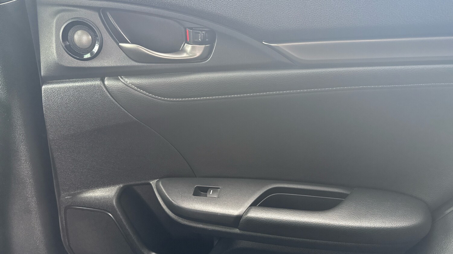 Used Honda Civic 2019 for sale - 78132161: Photo 26