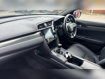 Used Honda Civic 2019 for sale - 78132161: Photo