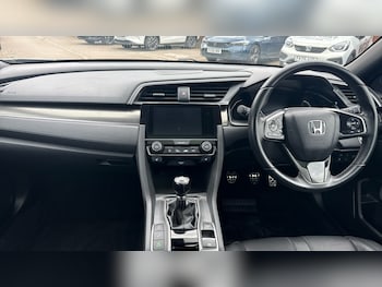 Used Honda Civic 2019 for sale - 78132161: Photo