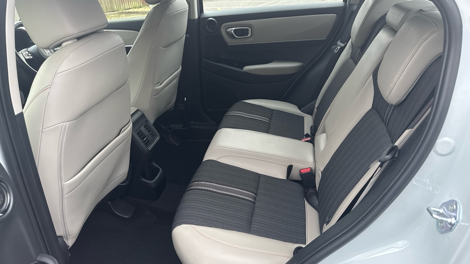 Used Honda HR-V 2023 for sale - 77068941: Photo 13