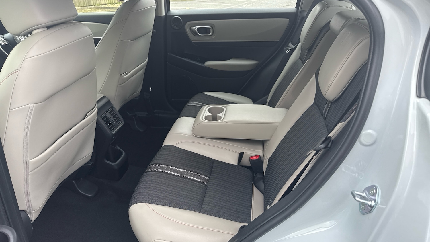 Used Honda HR-V 2023 for sale - 77068941: Photo 14