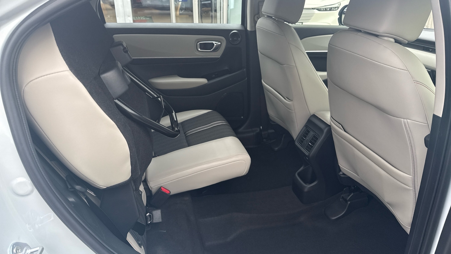 Used Honda HR-V 2023 for sale - 77068941: Photo 37