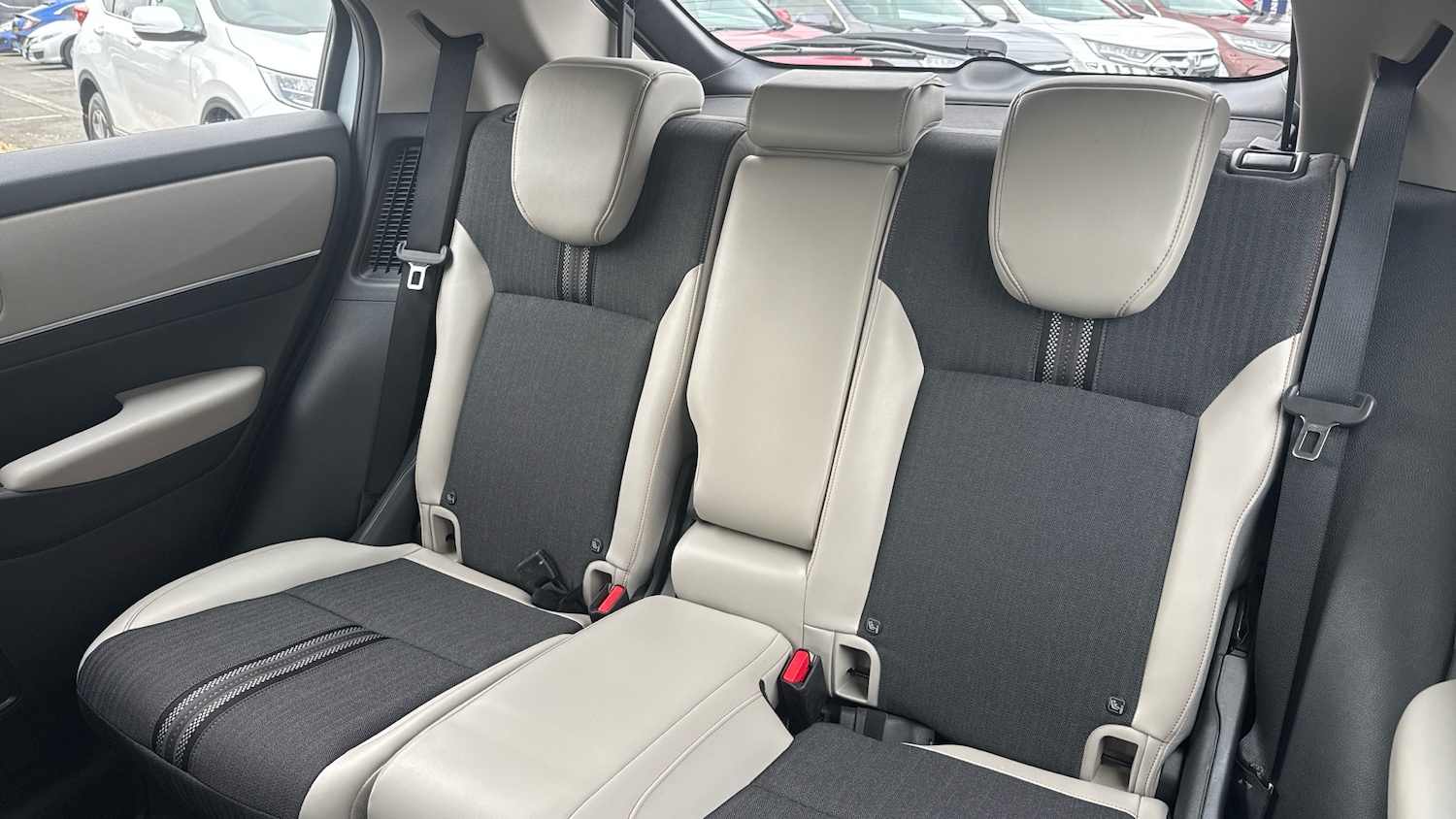 Used Honda HR-V 2023 for sale - 77068941: Photo 8