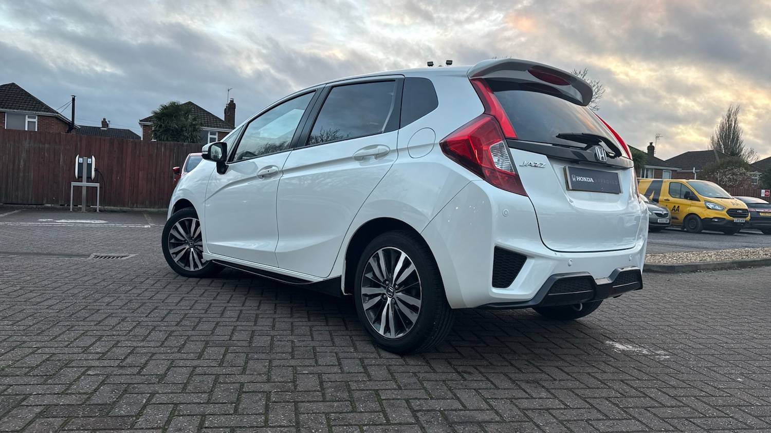 Used Honda Jazz 2017 for sale - 76738695: Photo 16