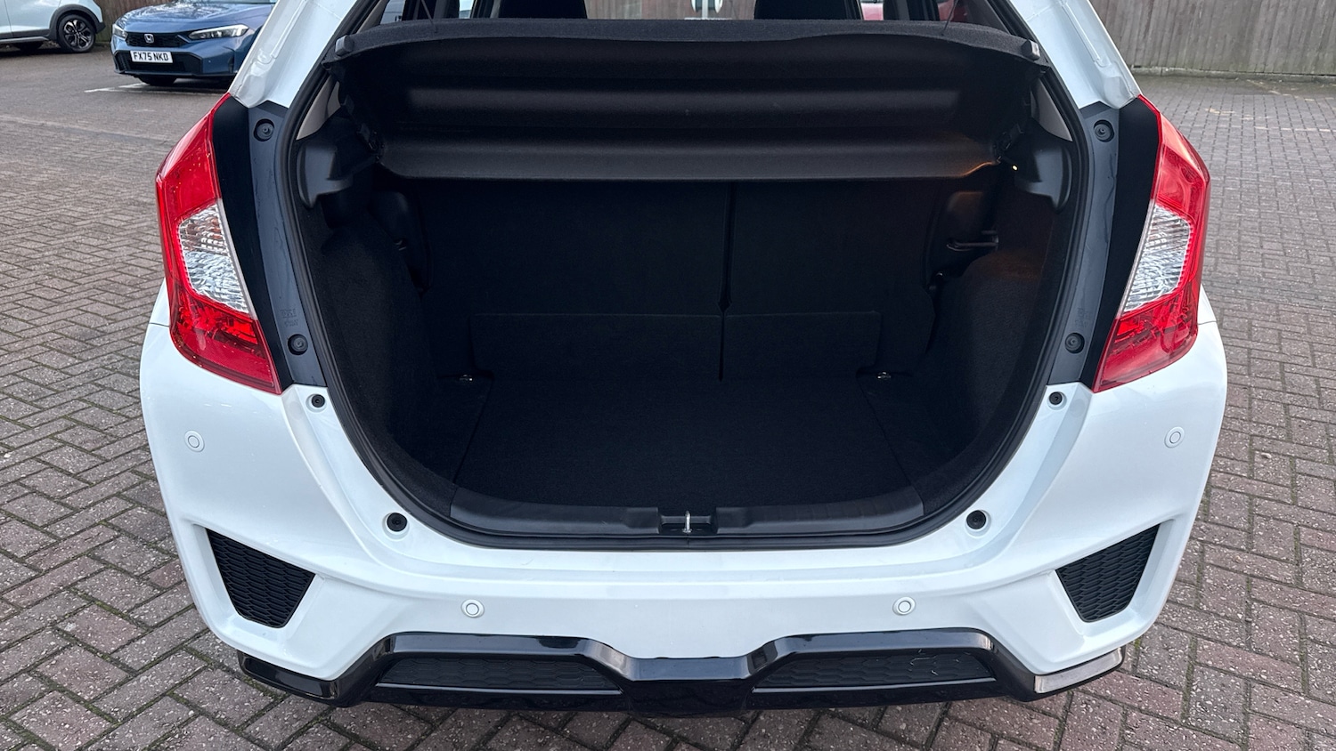 Used Honda Jazz 2017 for sale - 76738695: Photo 22