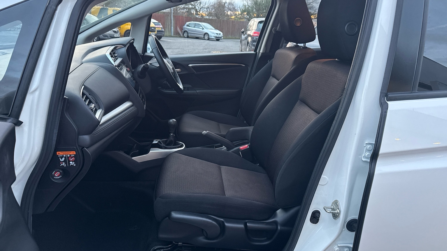 Used Honda Jazz 2017 for sale - 76738695: Photo 31