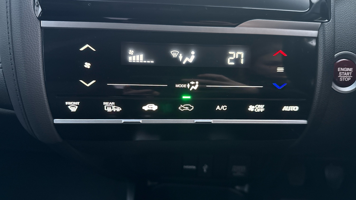 Used Honda Jazz 2017 for sale - 76738695: Photo 37