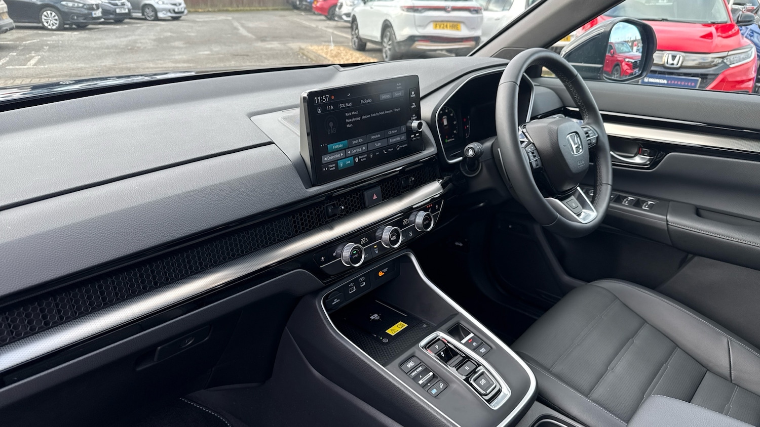 Used Honda CR-V 2025 for sale - 78028500: Photo 2