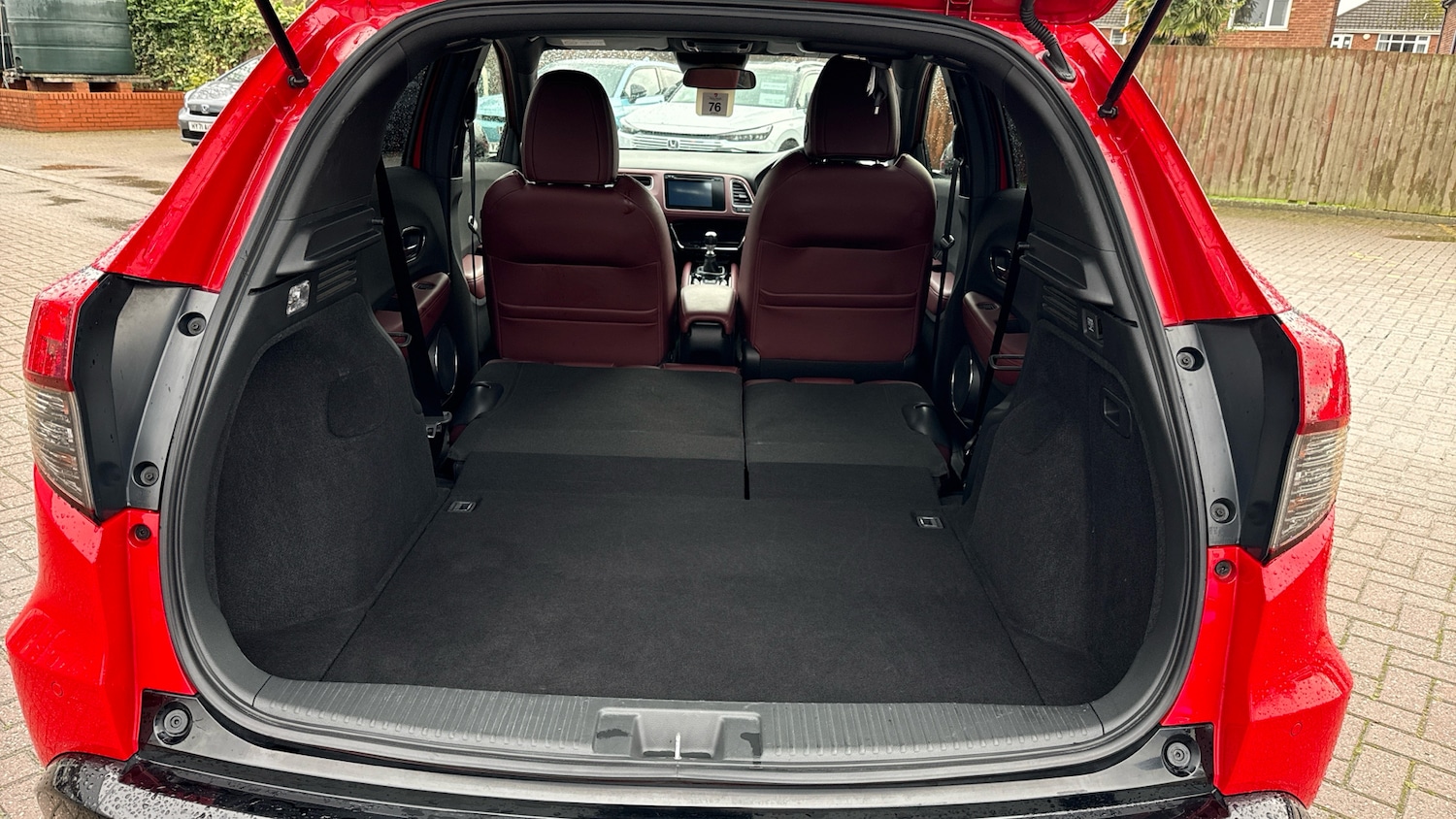 Used Honda HR-V 2020 for sale - 76922374: Photo 24