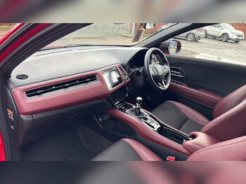 Used Honda HR-V 2020 for sale - 76922374: Photo