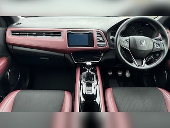 Used Honda HR-V 2020 for sale - 76922374: Photo