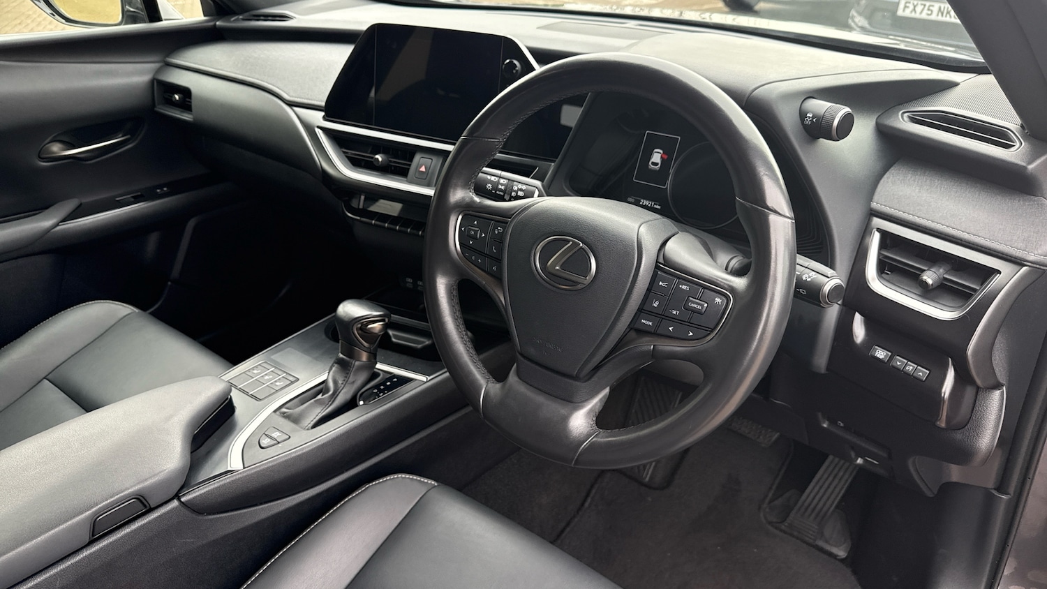 Used Lexus UX 2023 for sale - 77729741: Photo 11