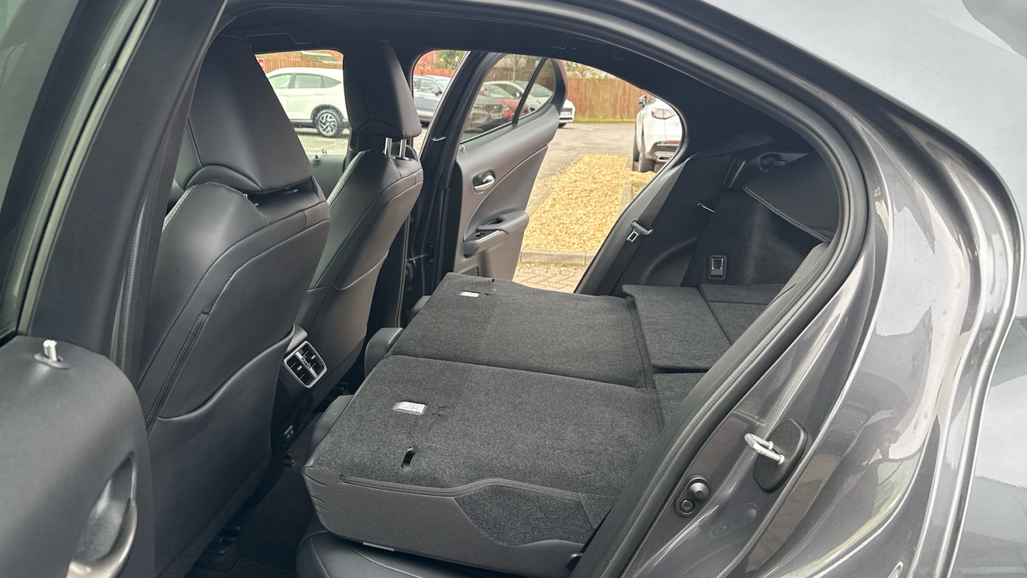 Used Lexus UX 2023 for sale - 77729741: Photo 31