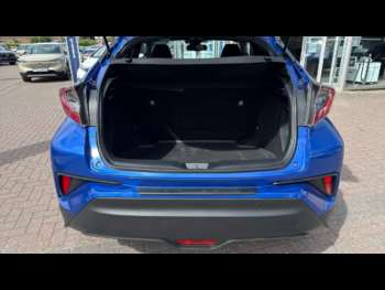 Used Toyota C-HR 2018 for sale - 75066641: Photo