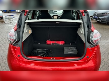 Used Renault Zoe 2021 for sale - 76738682: Photo