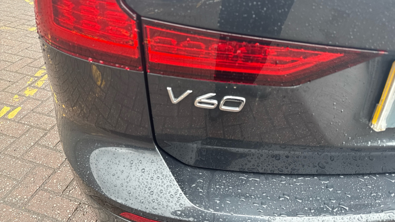 Used Volvo V60 2019 for sale - 77544568: Photo 22