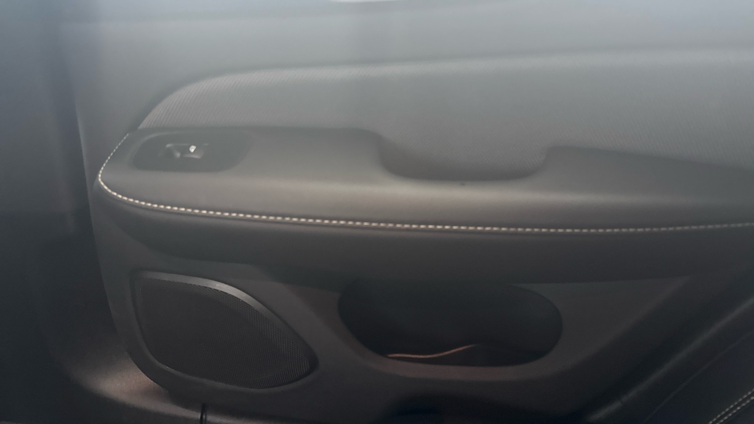 Used Volvo V60 2019 for sale - 77544568: Photo 33