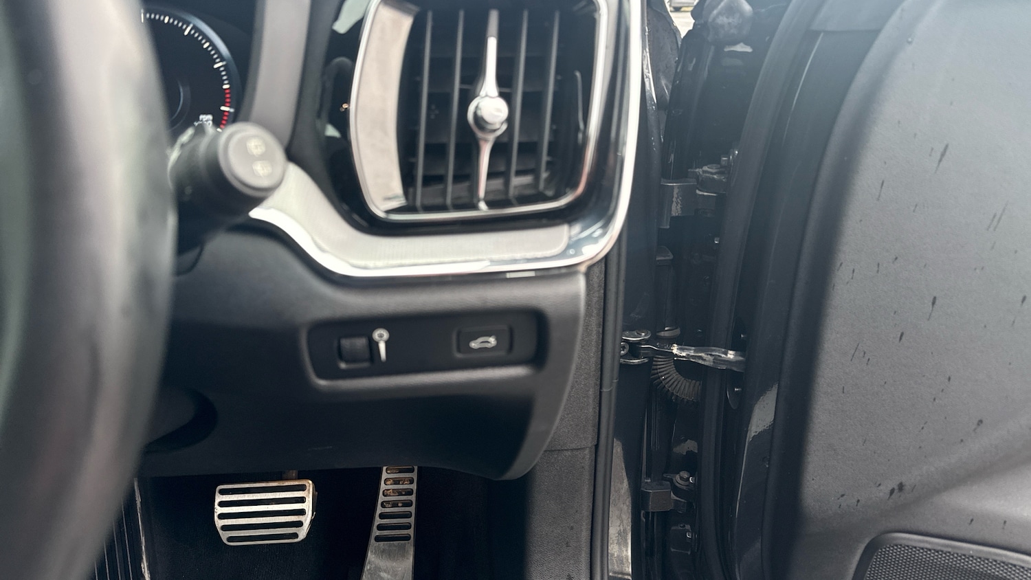 Used Volvo V60 2019 for sale - 77544568: Photo 36