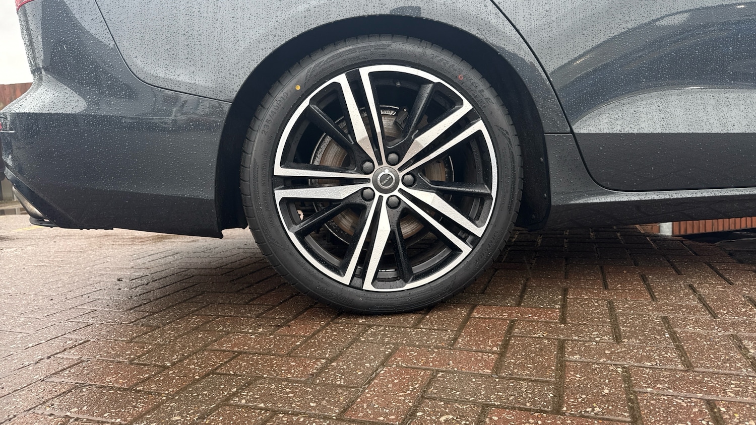 Used Volvo V60 2019 for sale - 77544568: Photo 7