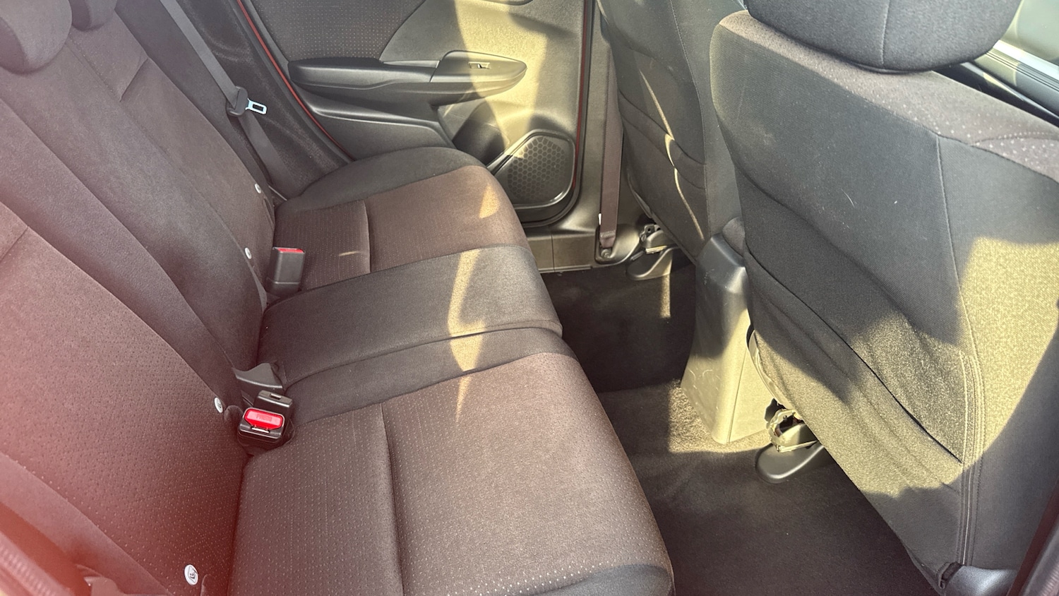 Used Honda Jazz 2015 for sale - 77776203: Photo 18