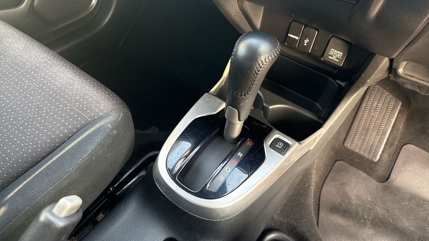 Used Honda Jazz 2015 for sale - 77776203: Photo 28