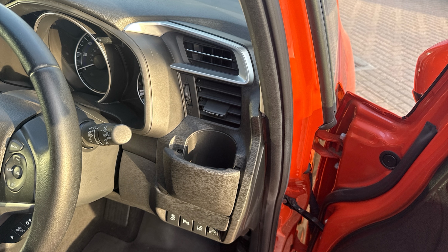 Used Honda Jazz 2015 for sale - 77776203: Photo 30