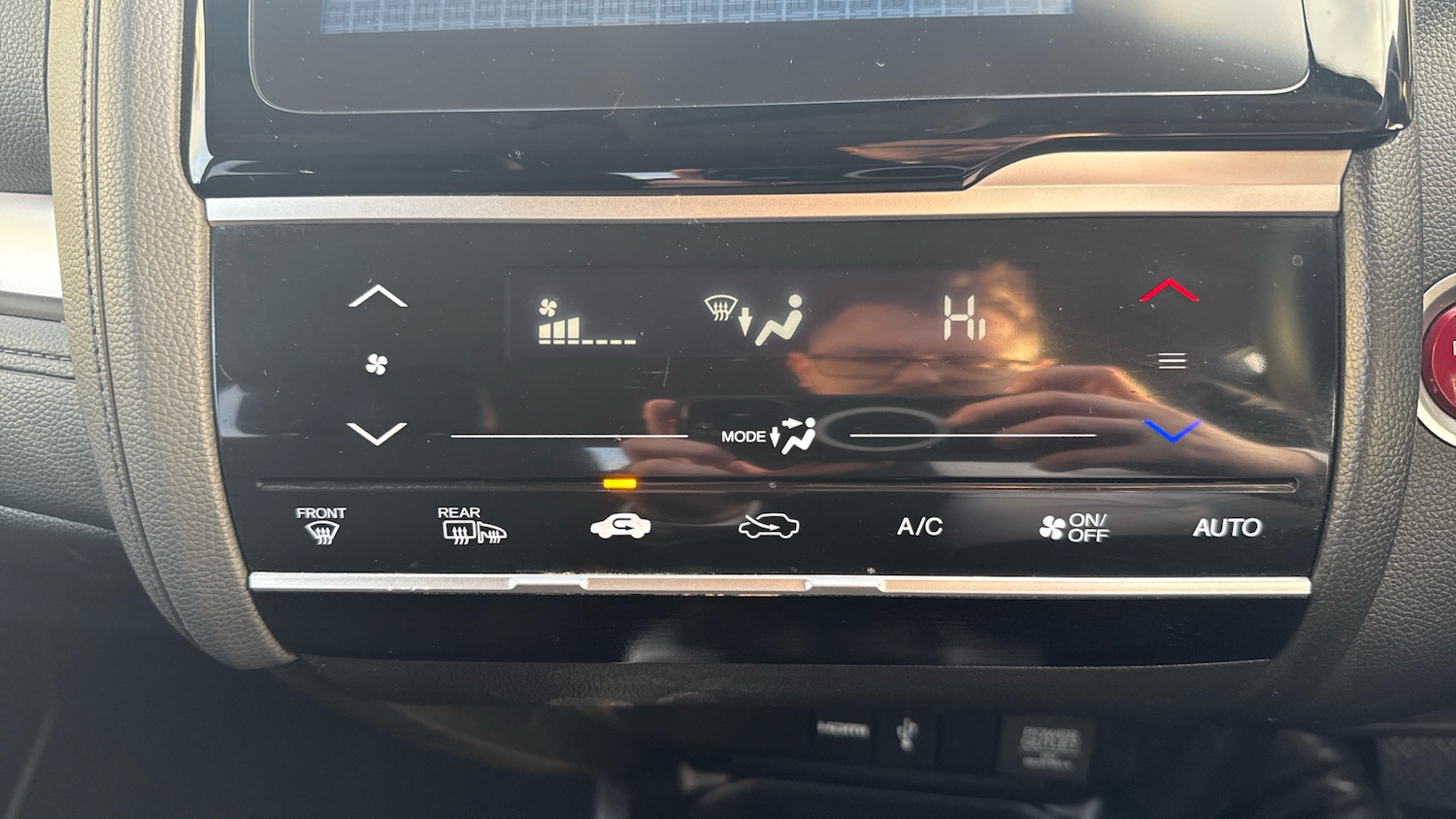 Used Honda Jazz 2015 for sale - 77776203: Photo 32