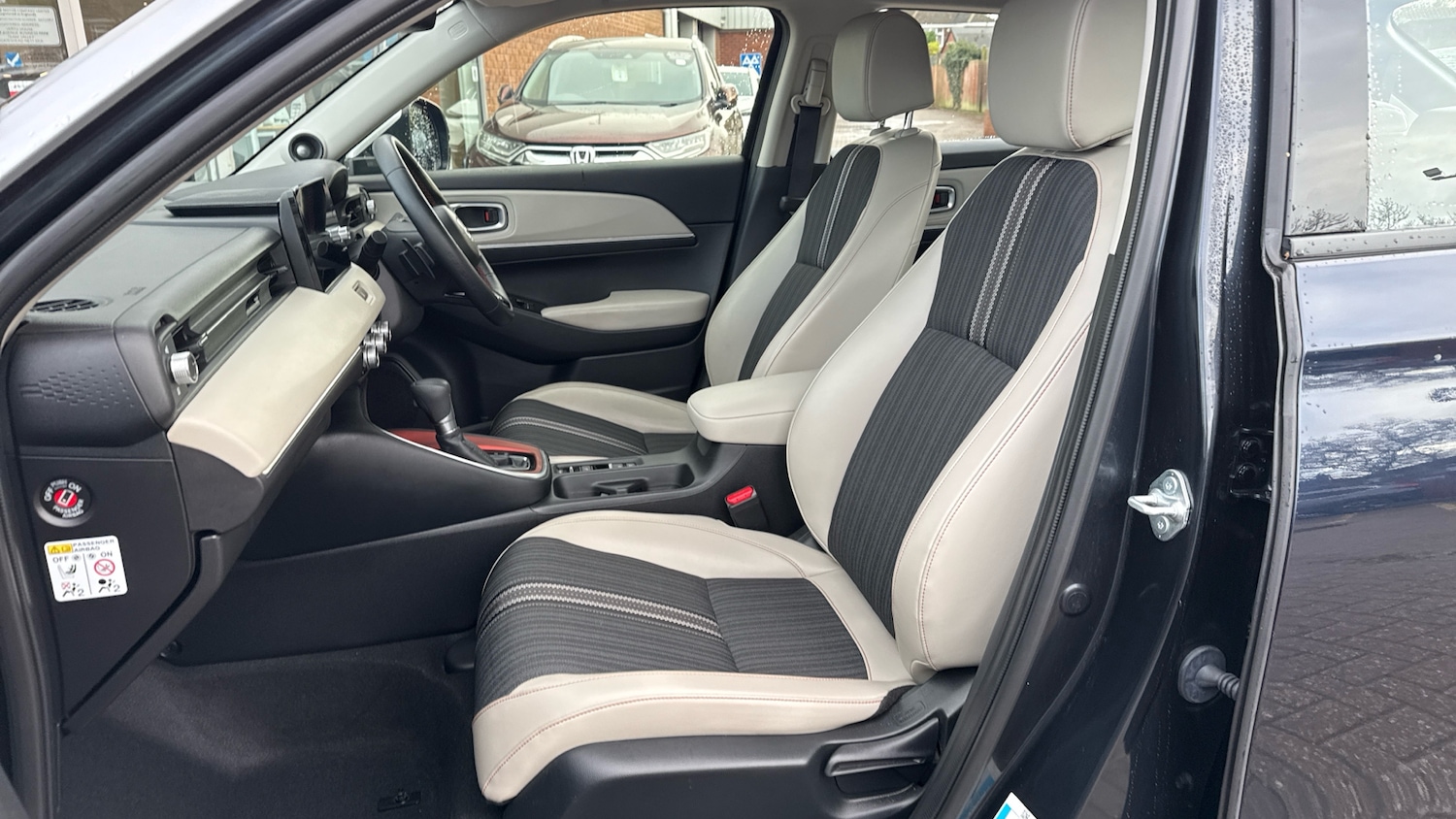 Used Honda HR-V 2022 for sale - 76922371: Photo 29