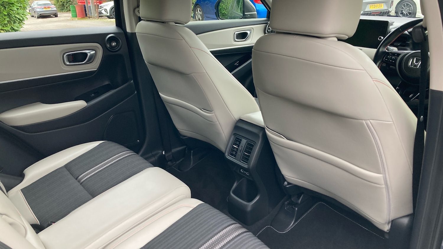 Used Honda HR-V 2022 for sale - 76452672: Photo 17