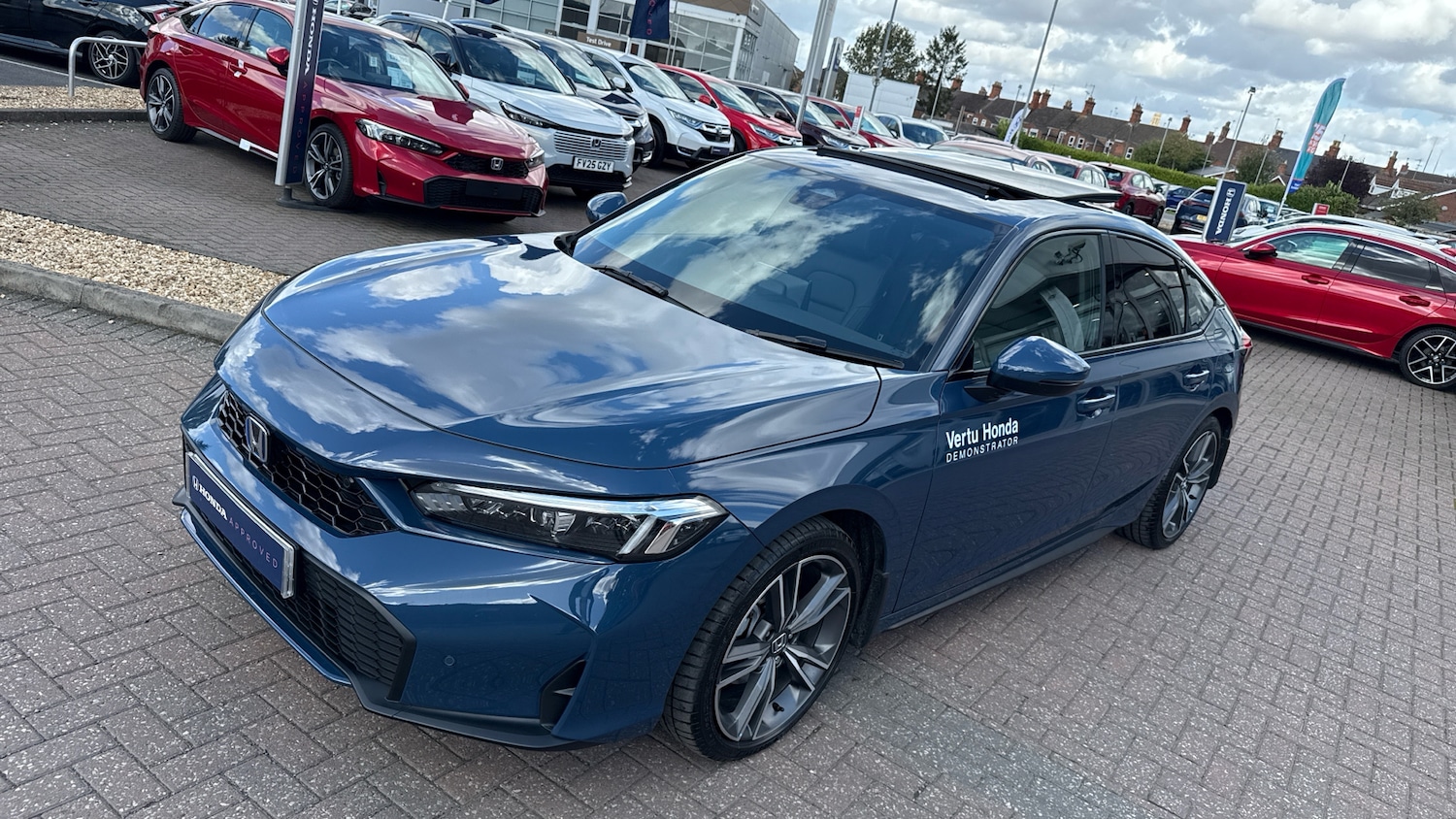 Used Honda Civic 2025 for sale - 76946700: Photo 13