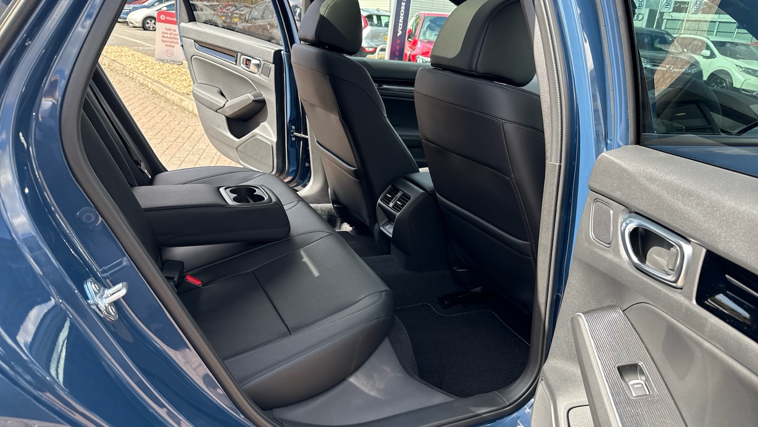 Used Honda Civic 2025 for sale - 76946700: Photo 25