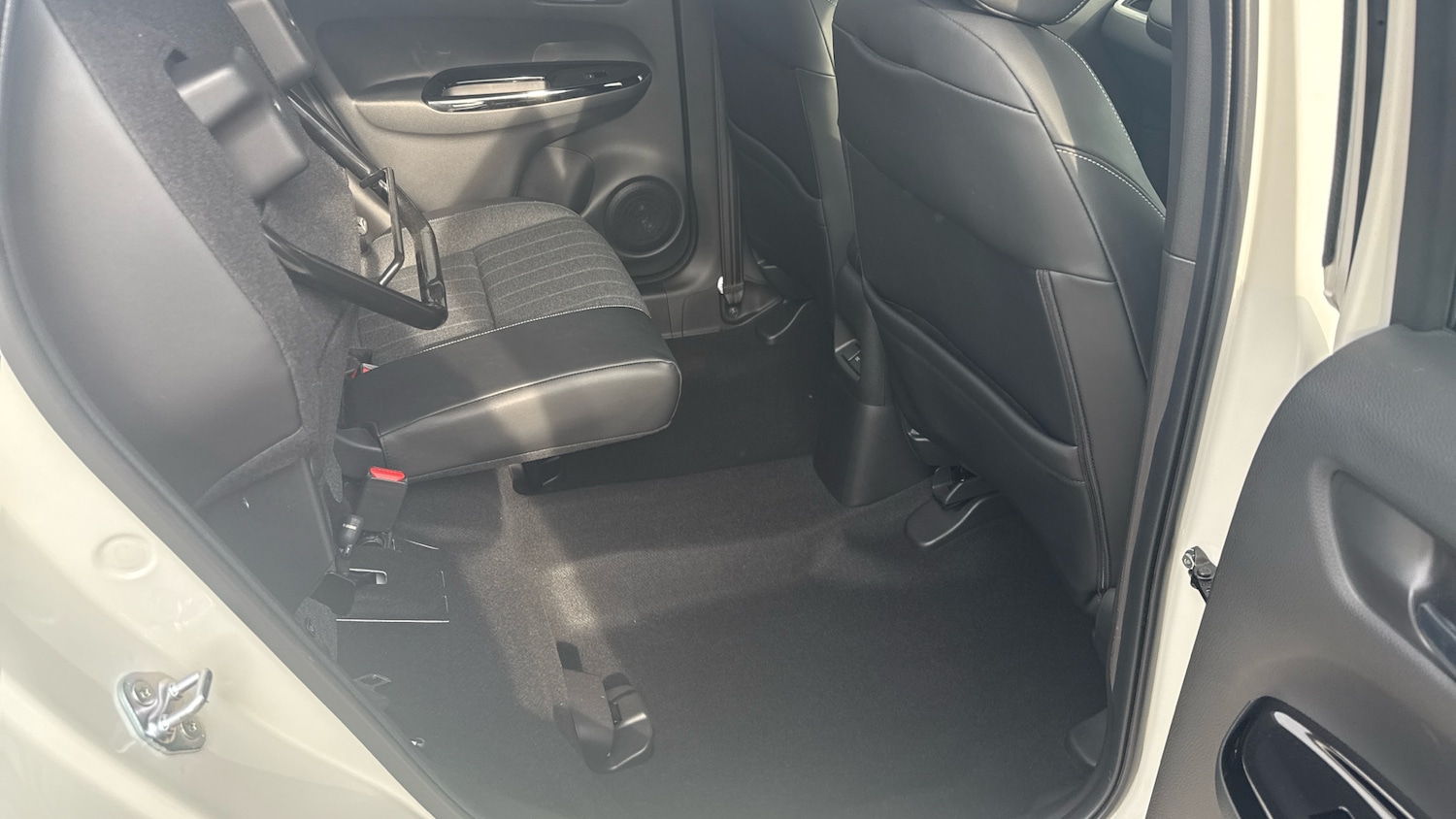 Used Honda Jazz 2023 for sale - 77975756: Photo 28